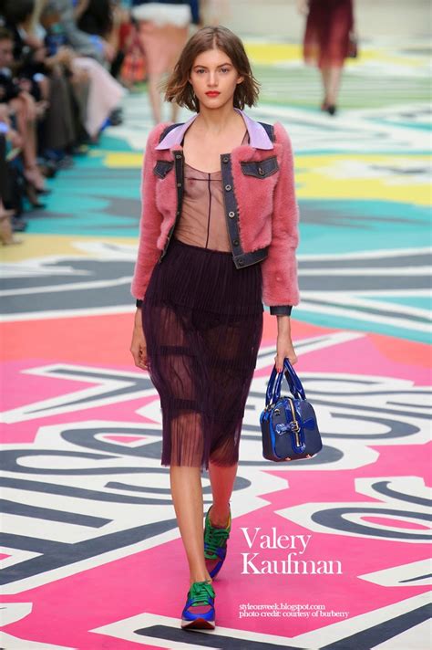 Burberry Summer 2015 Womenswear 